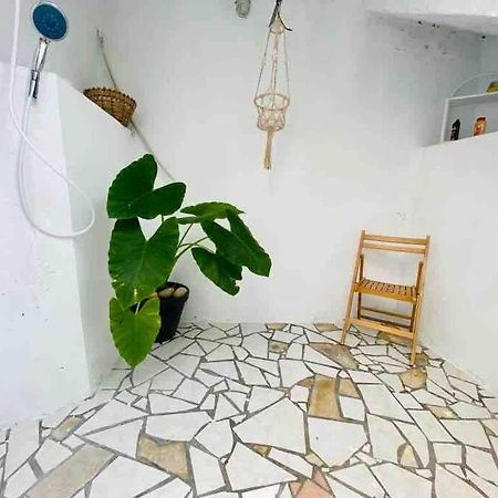 豪特尔Habitation Nala Proche Bourg公寓 外观 照片
